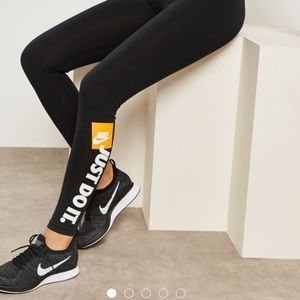Nike Just Do It Black Leggings Small